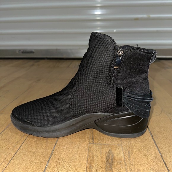 Bzees Mojo Ankle Boots Womens Size 8.5 Black Comfortable Arch Support Side Zip - Picture 8 of 11